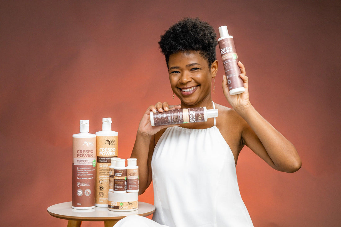 Rotina do cabelo crespo: como lavar, pentear, hidratar e finalizar - Apse Cosmetics dev