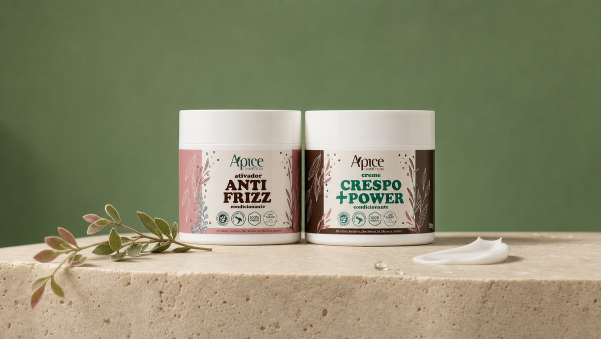 Ativador anti frizz e creme para cabelo crespo: como usar