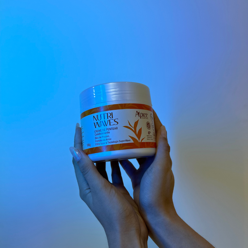 Creme de Pentear Nutri Waves 500g - No Poo / Low Poo - Ação Condicionante